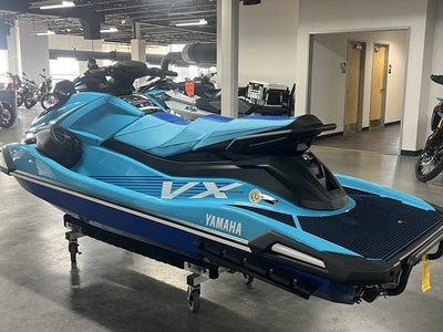 2025 Yamaha VX Deluxe