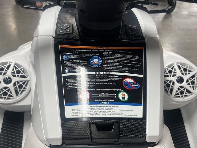 2025 Yamaha VX Cruiser Base