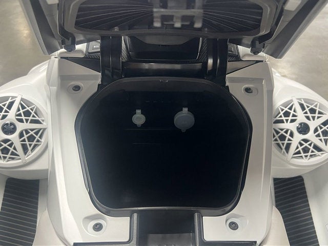 2025 Yamaha VX Cruiser Base