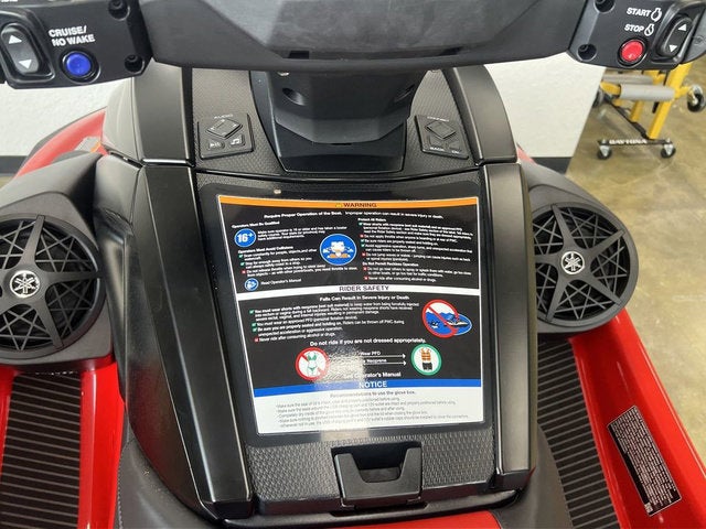 2025 Yamaha VX Deluxe With Audio