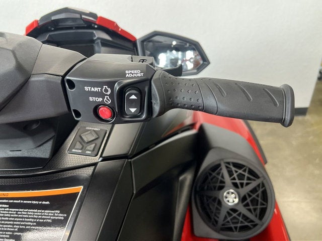 2025 Yamaha VX Deluxe With Audio