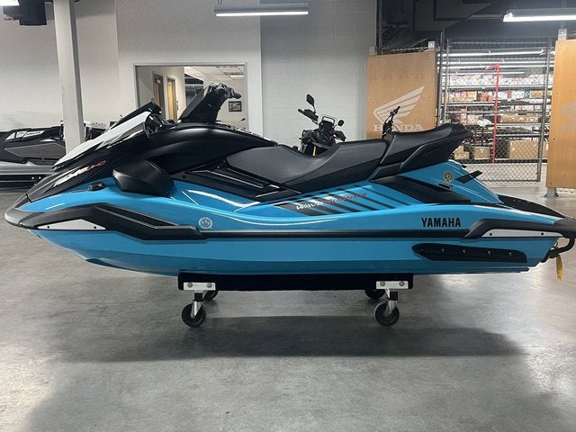 2025 Yamaha FX SVHO Base