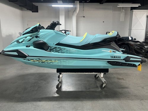 2025 Yamaha VX Limited HO Base