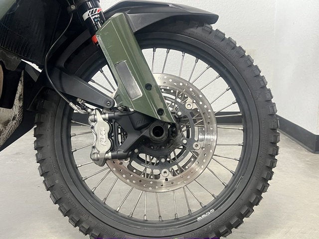 2022 KTM Adventure 890