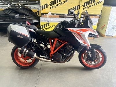 2019 KTM Super Duke 1290 GT