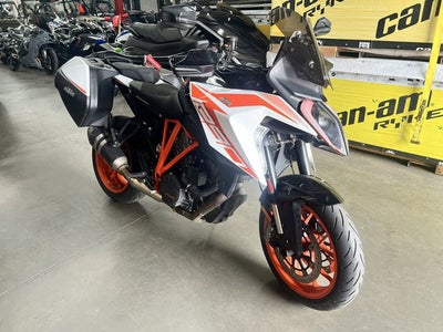 2019 KTM Super Duke 1290 GT