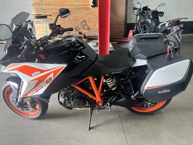 2019 KTM Super Duke 1290 GT