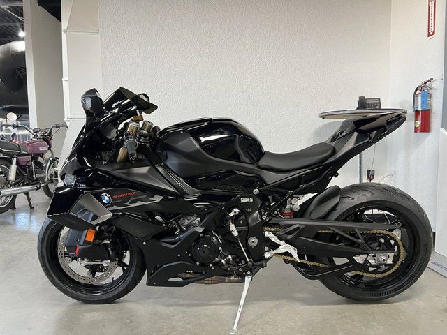 2025 BMW S 1000 RR Blackstorm metallic Base