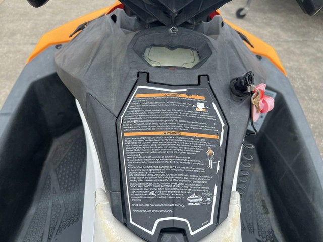 2014 Sea-Doo Spark 3Up ROTAX 900 H.O. ACE Ibr Base