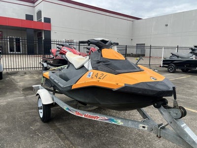 2014 Sea-Doo Spark 3Up ROTAX 900 H.O. ACE Ibr Base