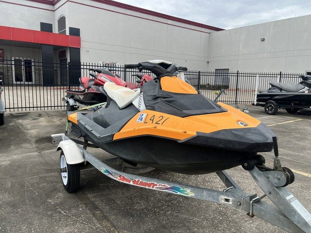 2014 Sea-Doo Spark 3Up ROTAX 900 H.O. ACE Ibr Base