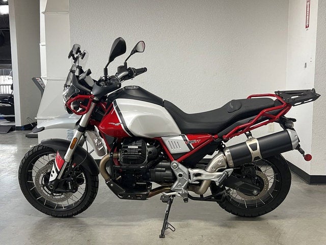 2020 MOTO GUZZI V85 TT E4 Base