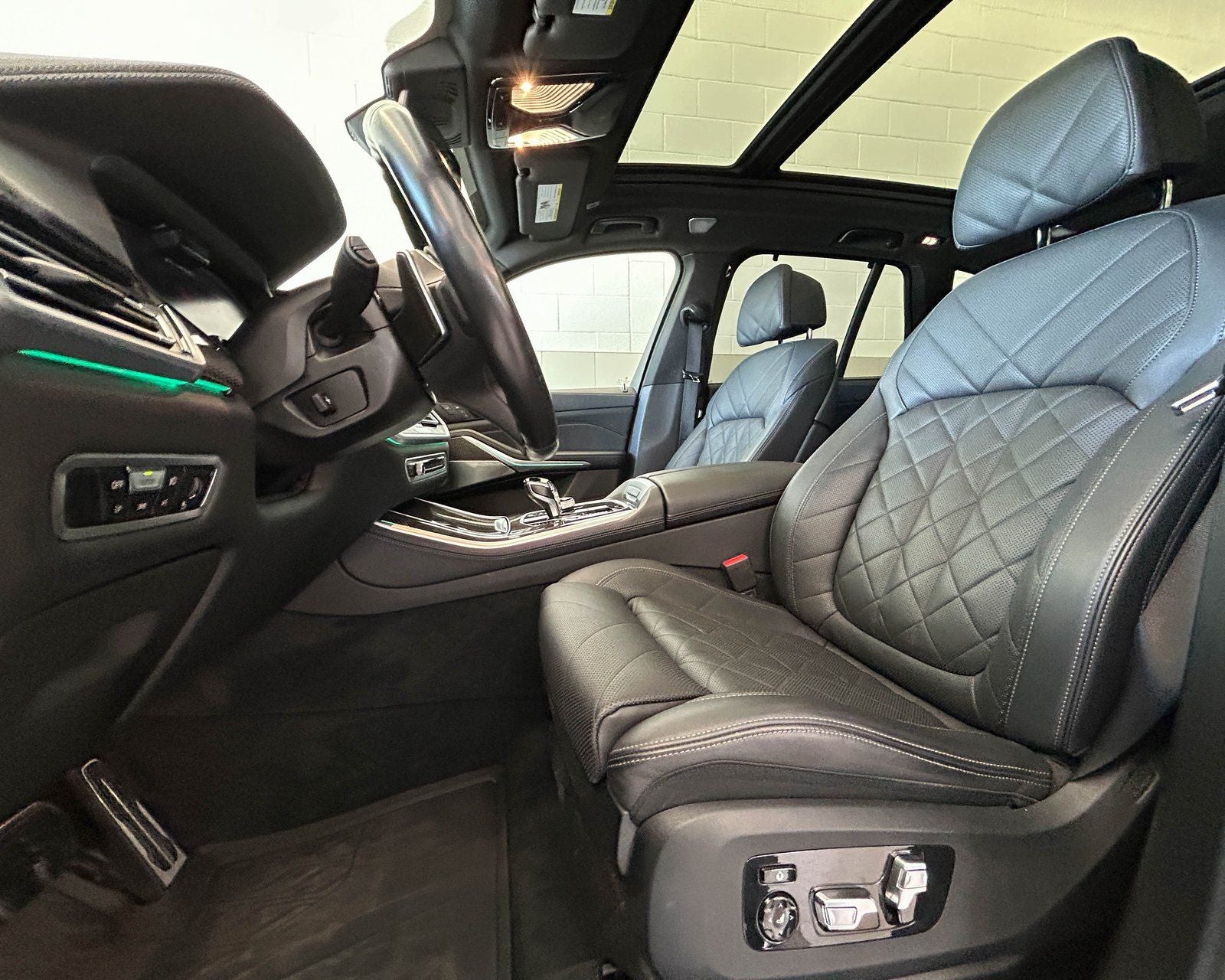 2023 BMW X5 M50i