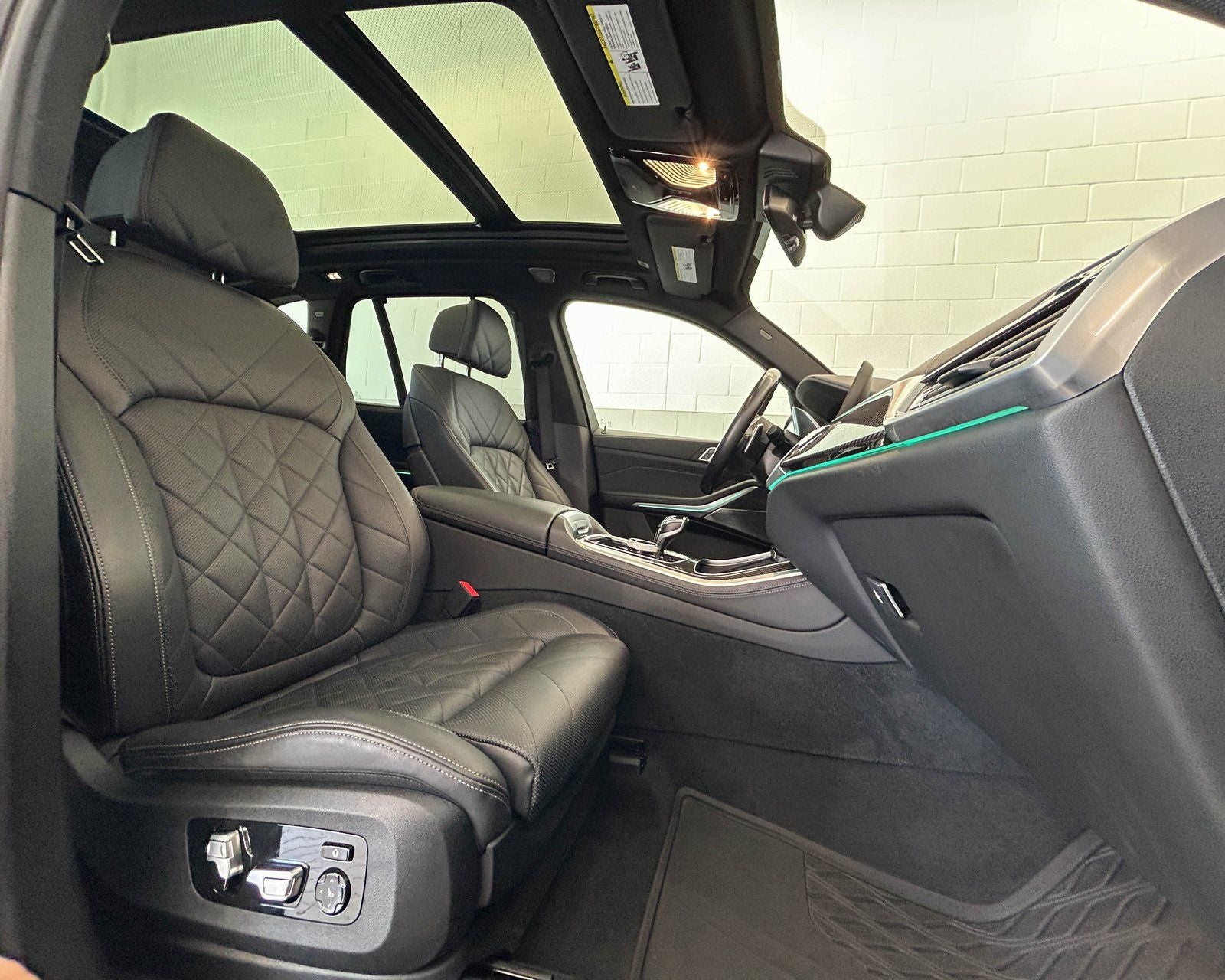 2023 BMW X5 M50i