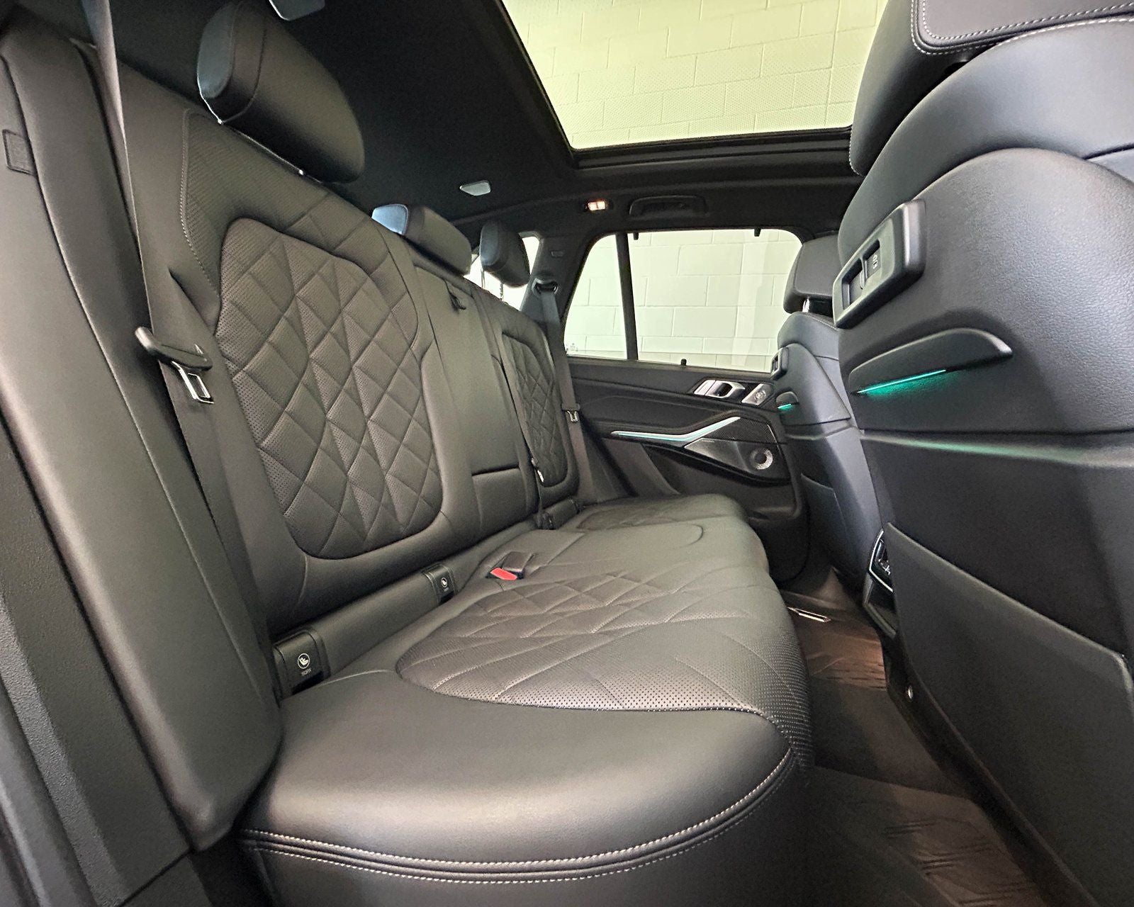 2023 BMW X5 M50i