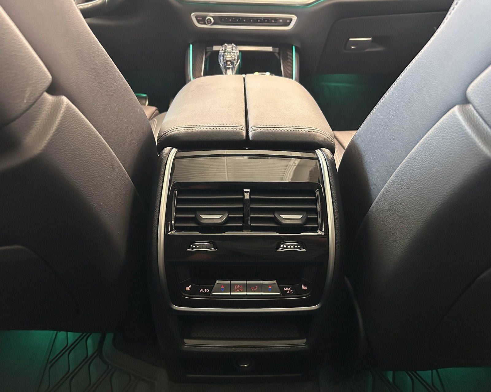 2023 BMW X5 M50i