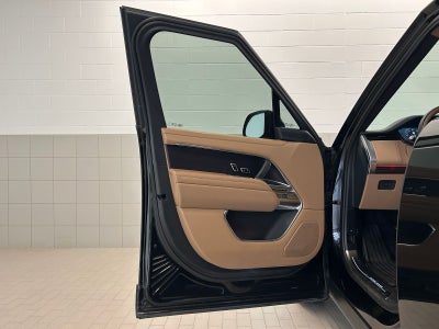 2024 Land Rover Range Rover SE
