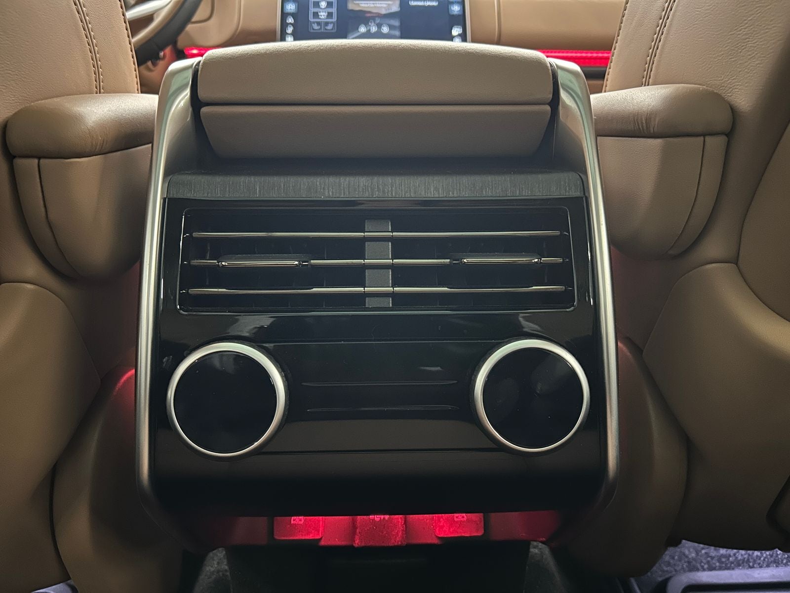 2024 Land Rover Range Rover SE