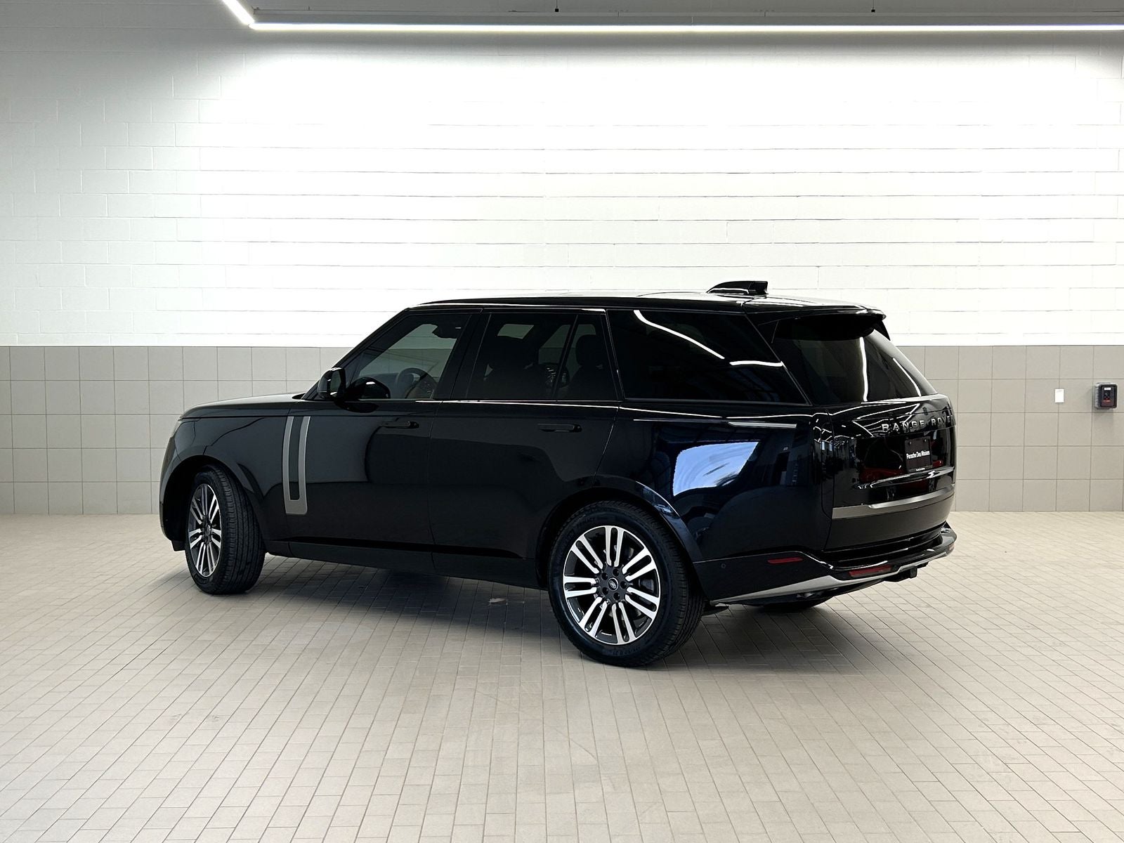 2024 Land Rover Range Rover SE