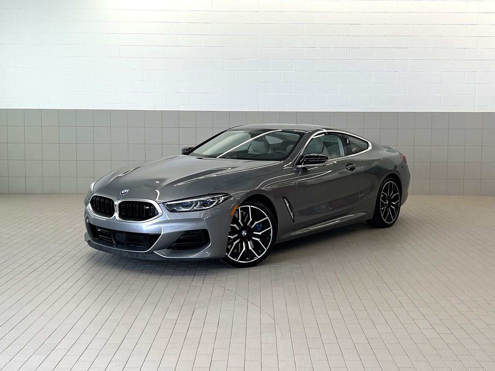 2025 BMW 8 Series M850i xDrive