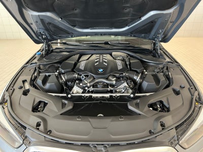 2025 BMW 8 Series M850i xDrive