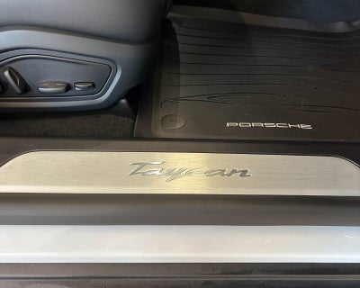 2025 Porsche Taycan RWD