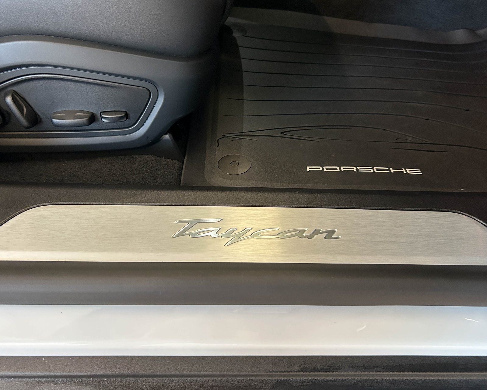 2025 Porsche Taycan RWD