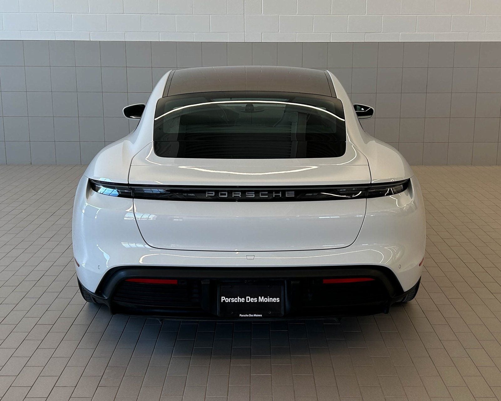 2025 Porsche Taycan RWD