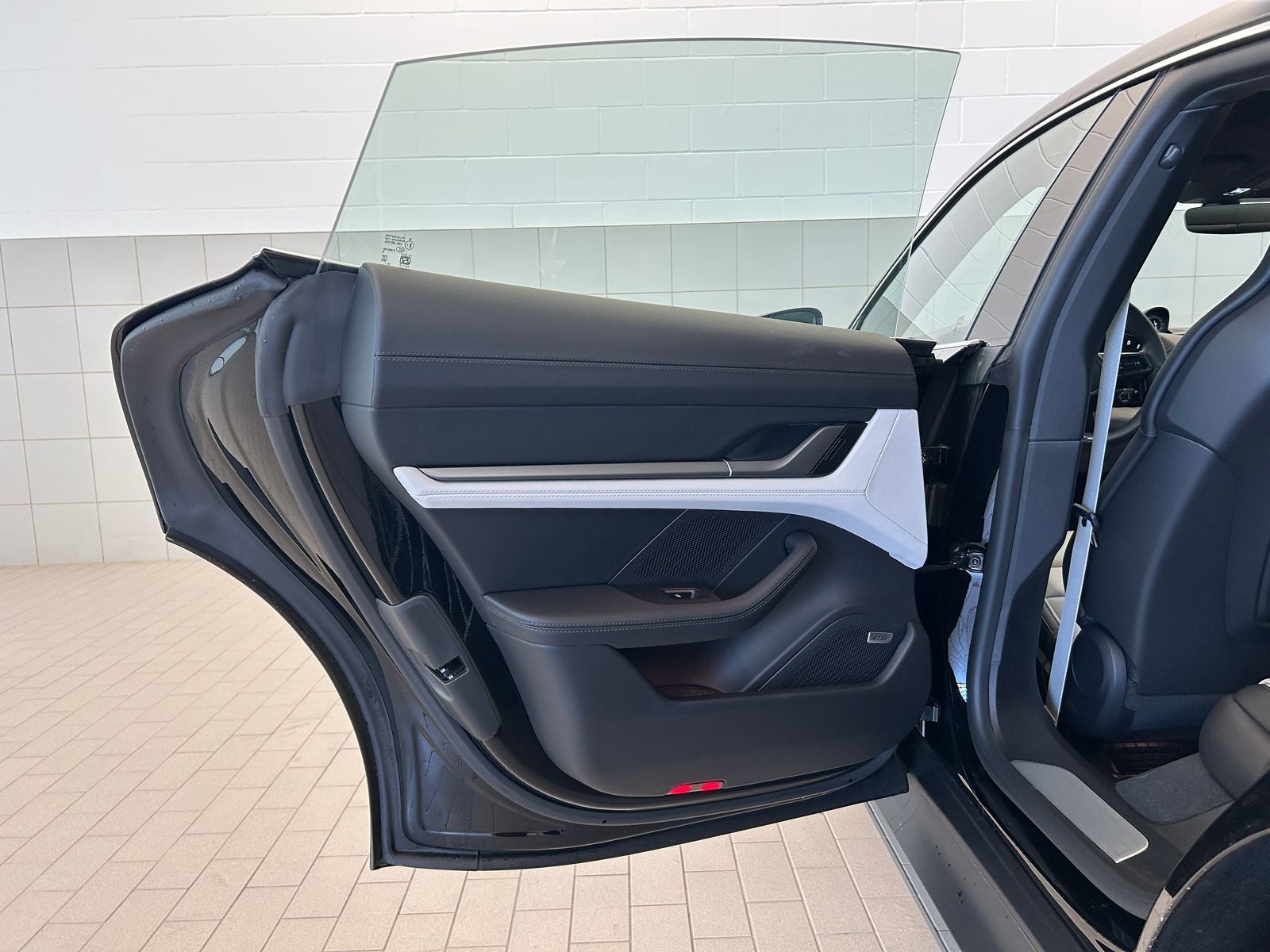 2026 Porsche Taycan 4