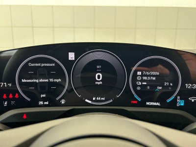 2026 Porsche Taycan 4