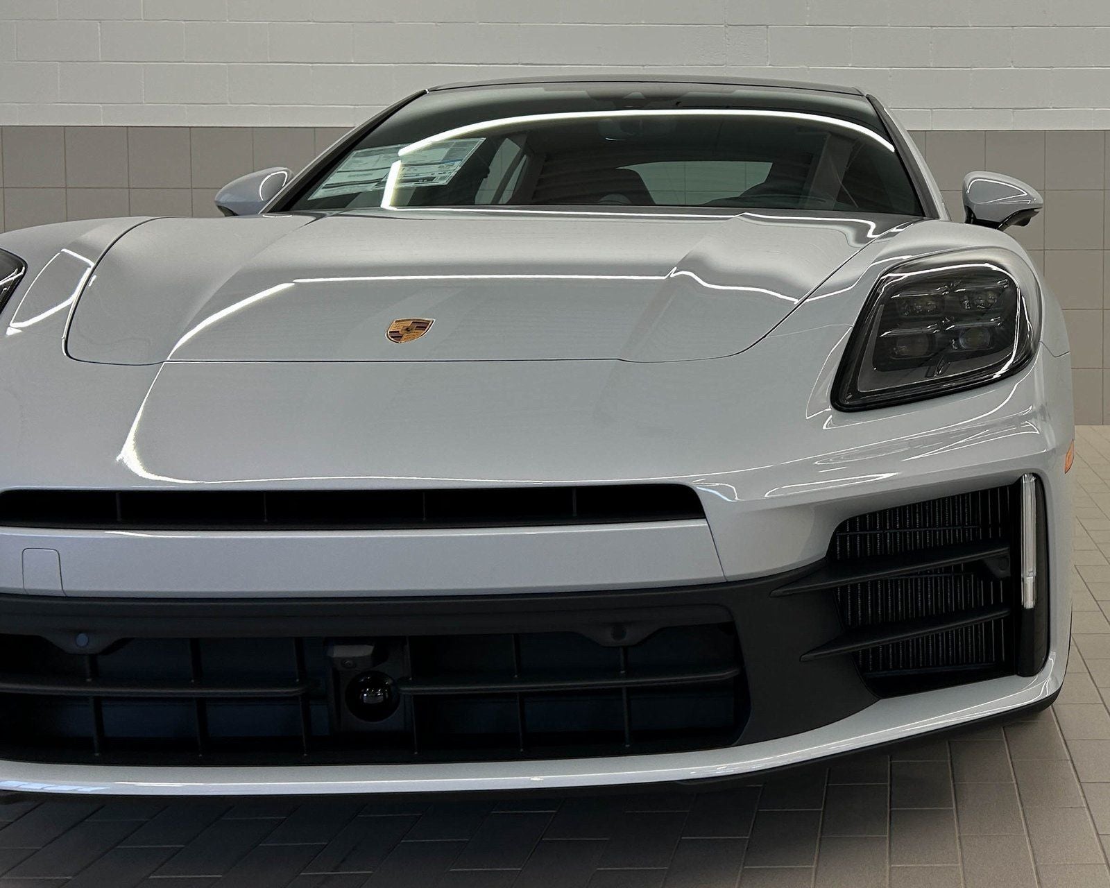 2026 Porsche Panamera 4