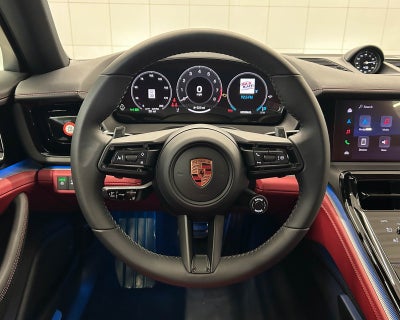 2026 Porsche Panamera 4