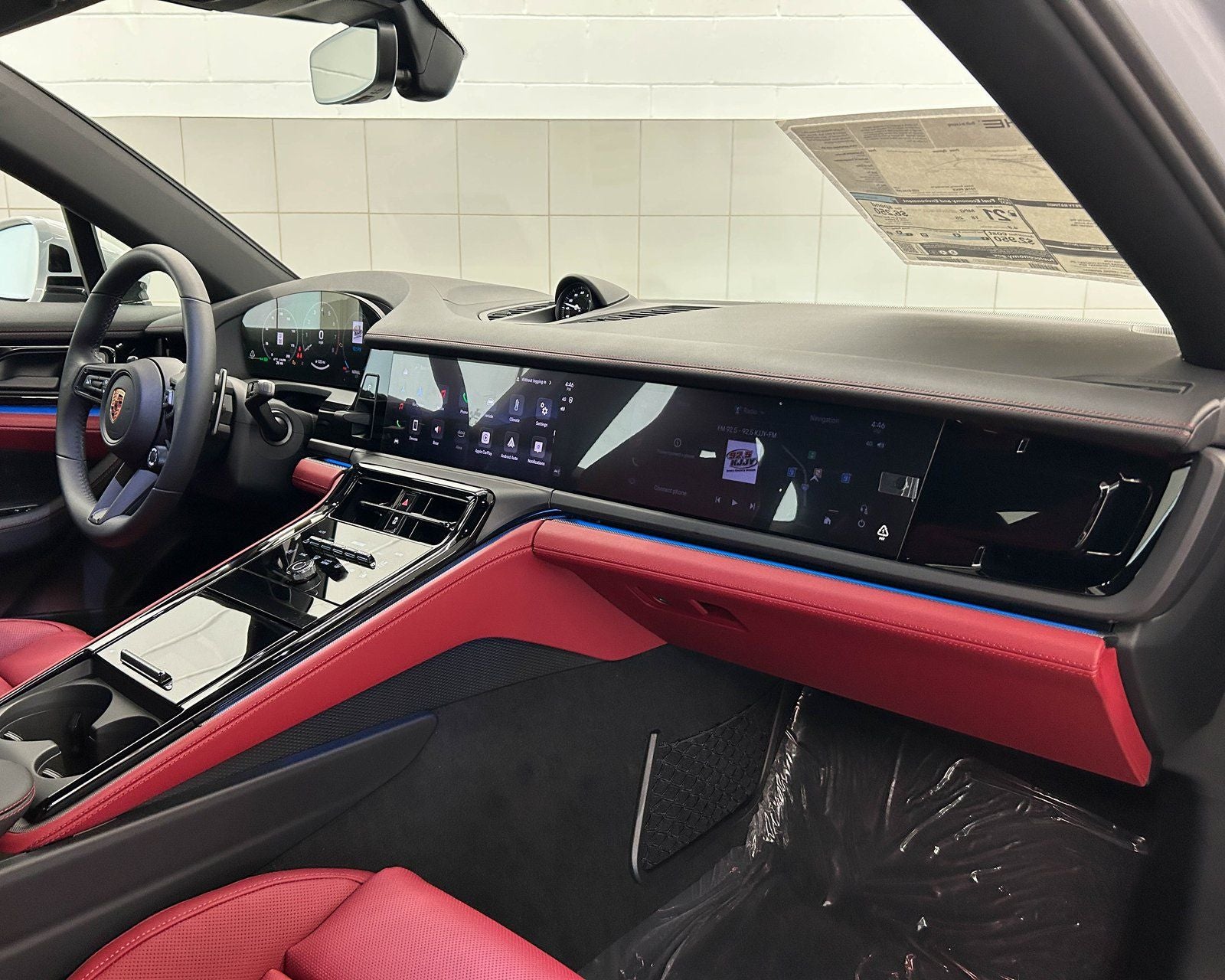 2026 Porsche Panamera 4