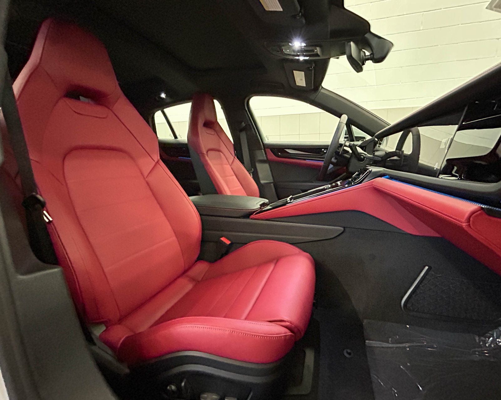 2026 Porsche Panamera 4