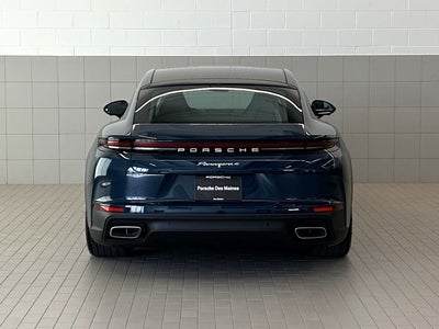 2026 Porsche Panamera 4