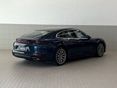 2026 Porsche Panamera 4