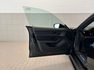 2026 Porsche Taycan 4S