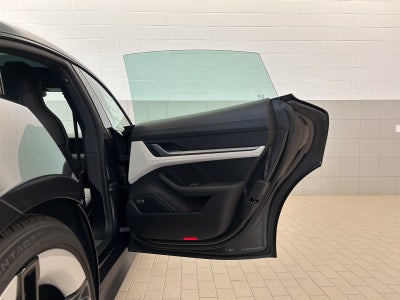 2025 Porsche Taycan 4S