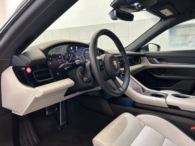 2025 Porsche Taycan 4S
