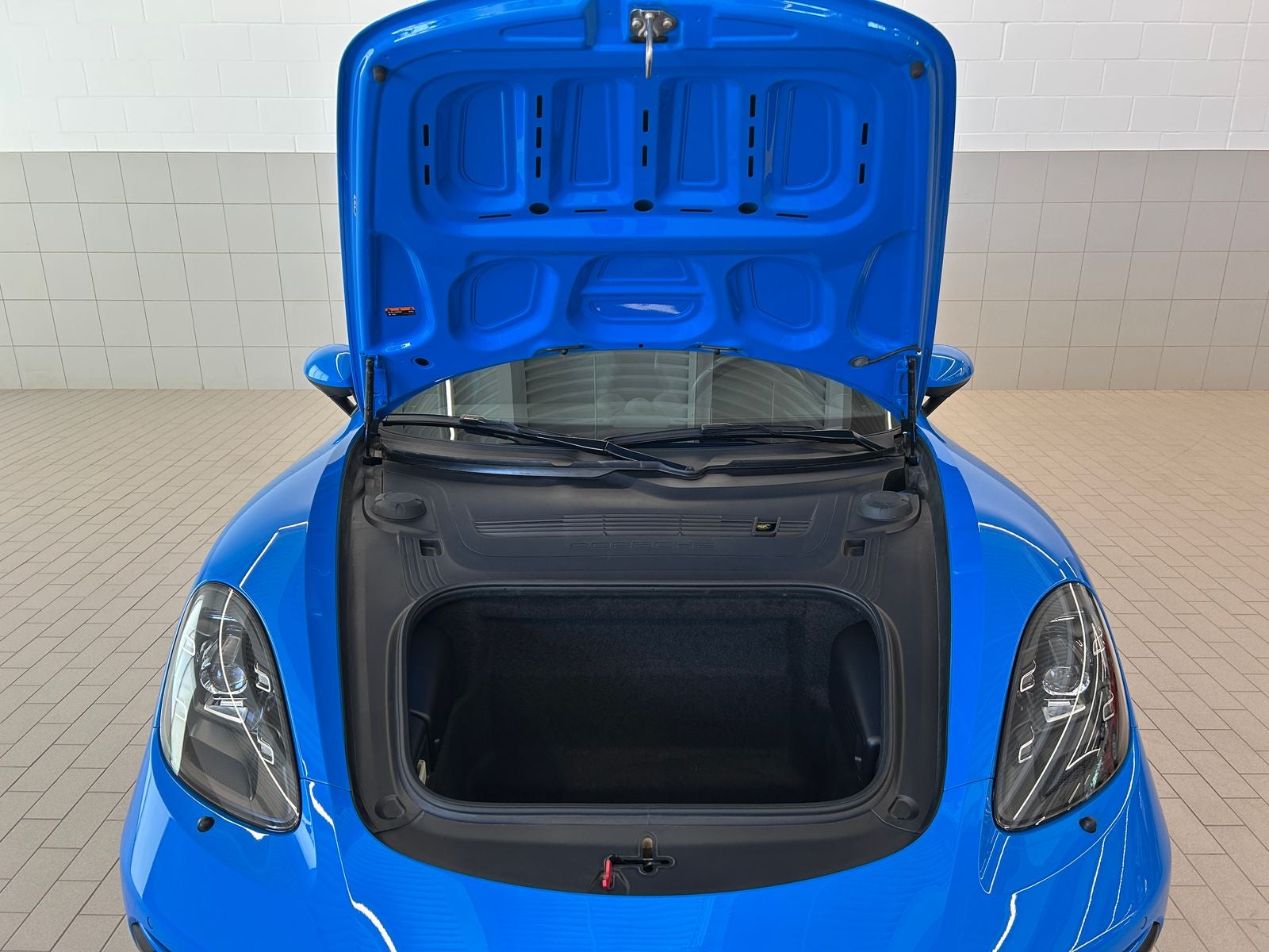2025 Porsche 718 Cayman GTS