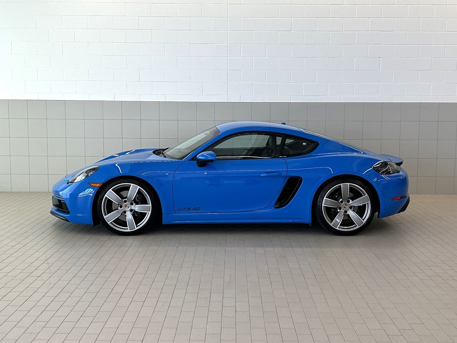 2025 Porsche 718 Cayman GTS