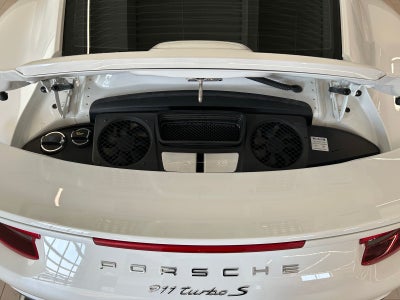 2017 Porsche 911 Turbo S