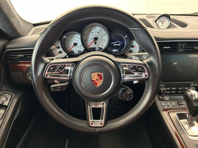 2017 Porsche 911 Turbo S