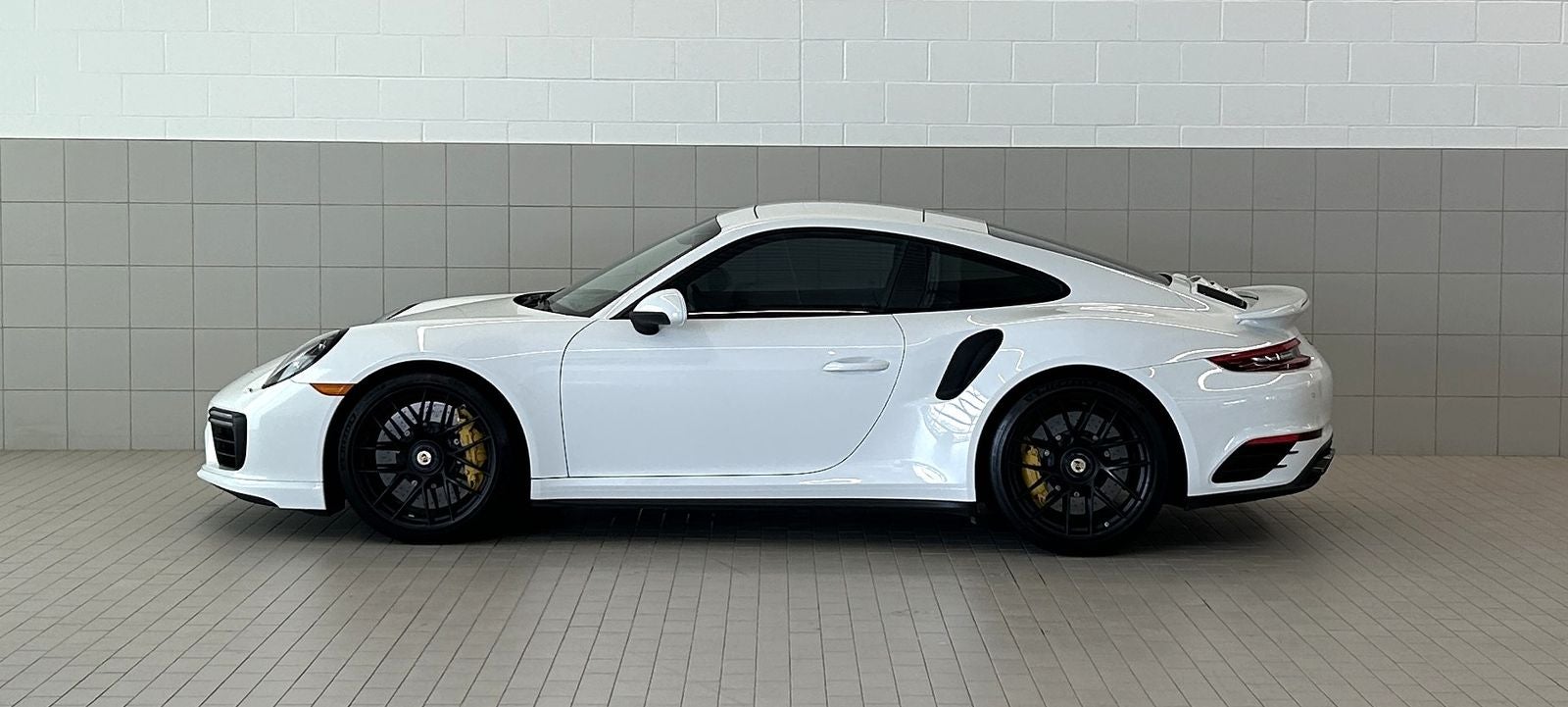 2017 Porsche 911 Turbo S