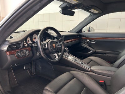 2017 Porsche 911 Turbo S