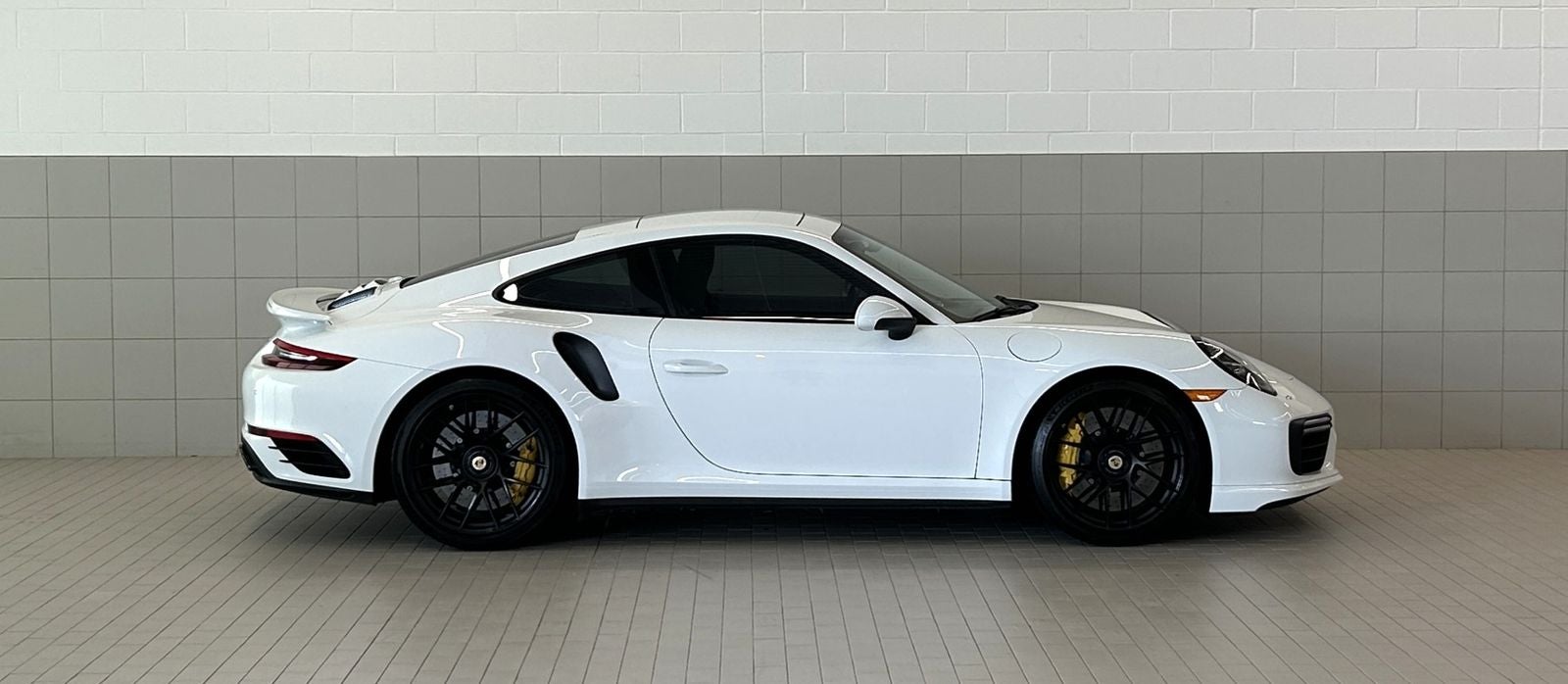 2017 Porsche 911 Turbo S