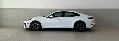 2026 Porsche Panamera GTS