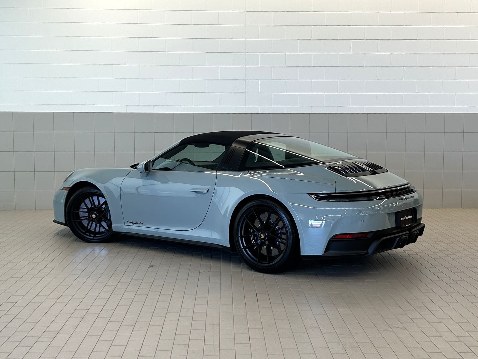 2025 Porsche 911 Targa 4 GTS