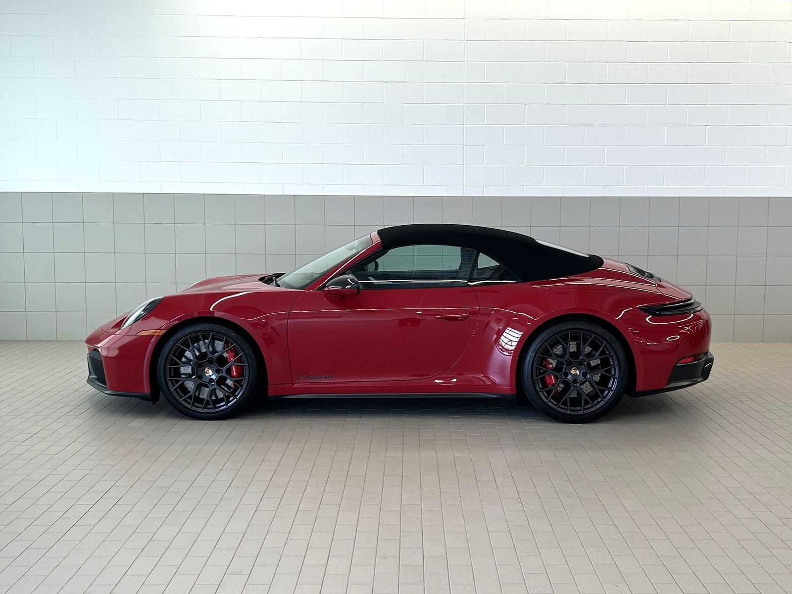 2025 Porsche 911 Carrera GTS