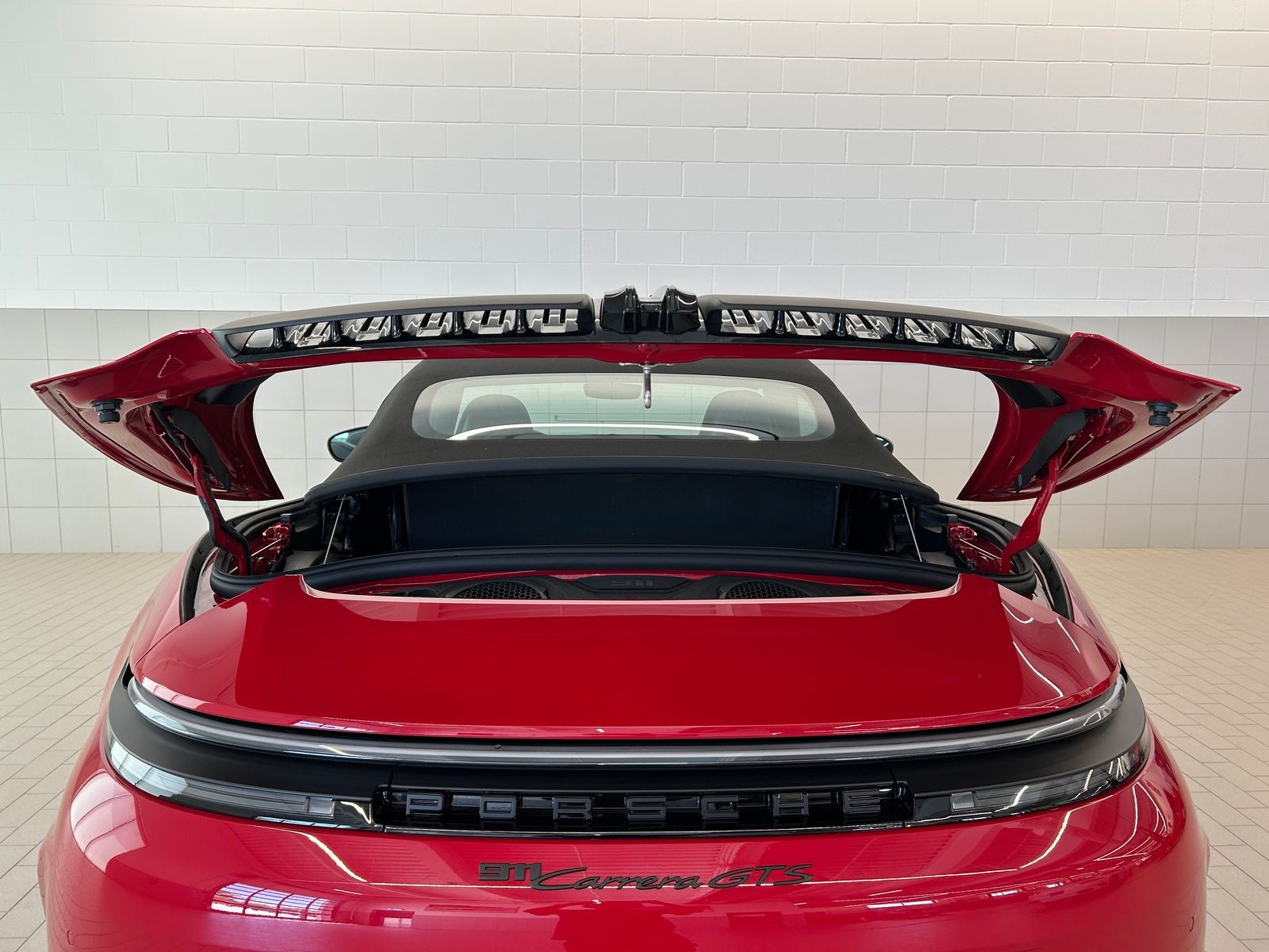 2025 Porsche 911 Carrera GTS